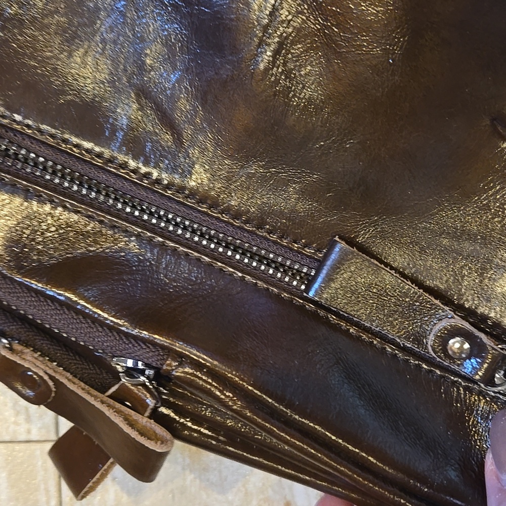 Bull Captain Brown Leather Multiple Zipper Pockets Sling Bag - Picture 3 of 16
